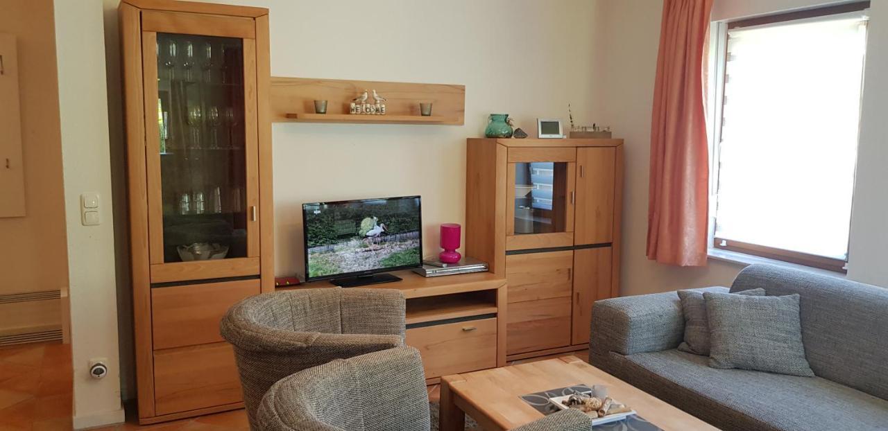 Ferienwohnung 4 Im Haus Am See Mit Wintergarten Und Terrasse Seedorf  Luaran gambar