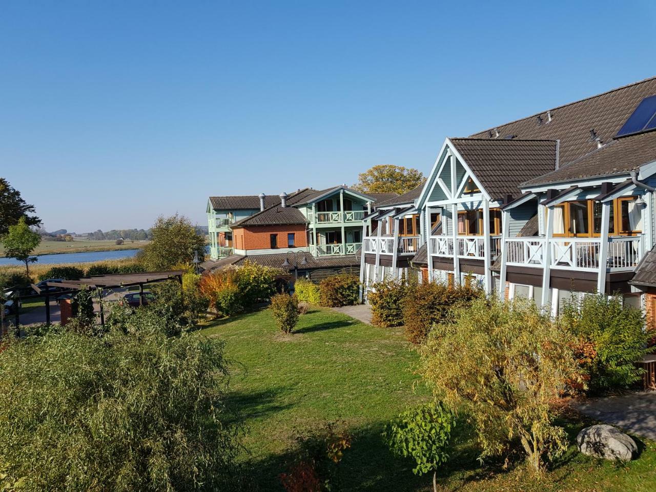 Ferienwohnung 4 Im Haus Am See Mit Wintergarten Und Terrasse Seedorf  Luaran gambar