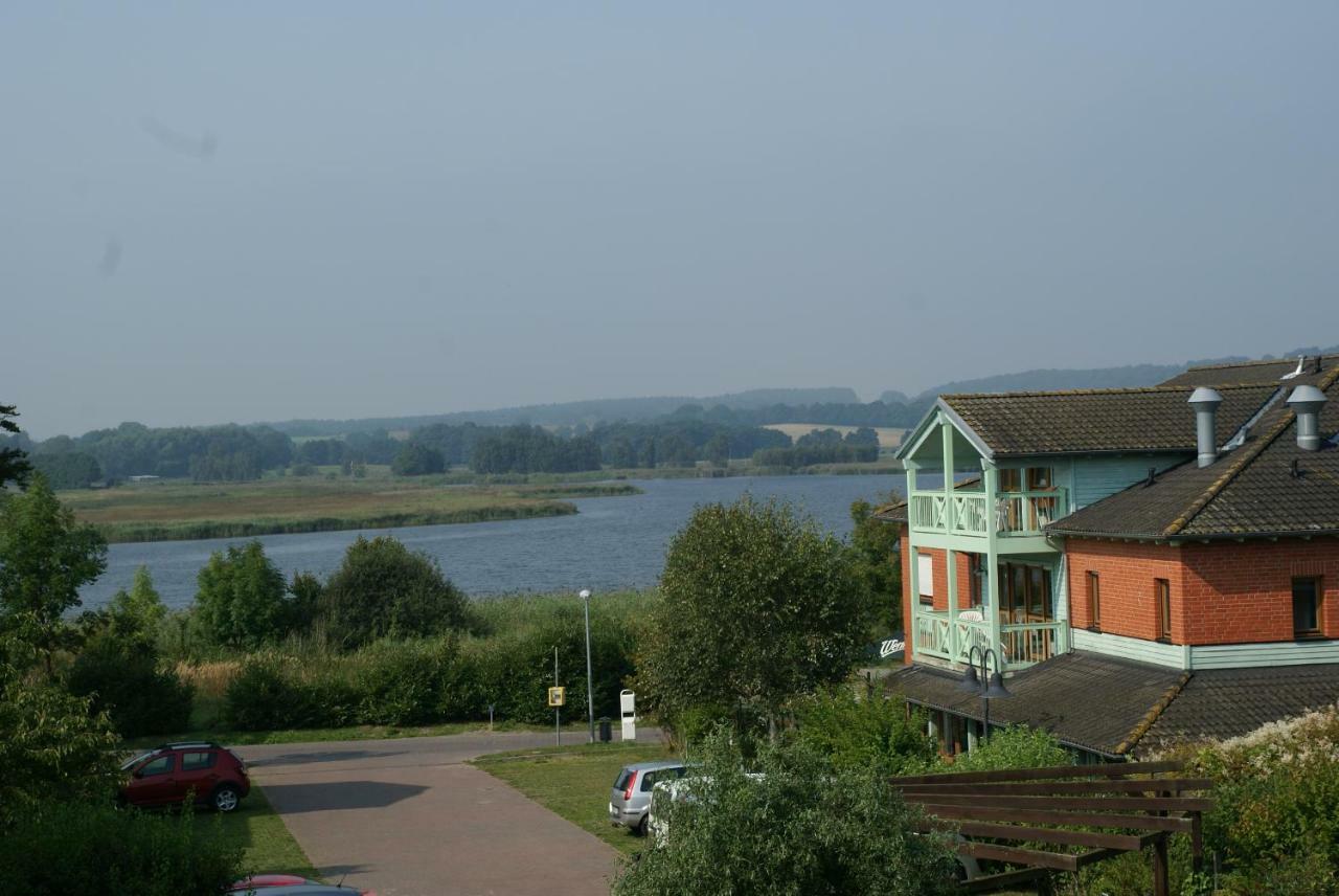 Ferienwohnung 4 Im Haus Am See Mit Wintergarten Und Terrasse Seedorf  Luaran gambar